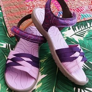 Size 2 Girls Purple Sandals NWT